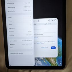 iPad 128 GB OS 26.2 New!