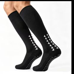 $10 — kids/youth Knee High Long Grip Soccer Socks