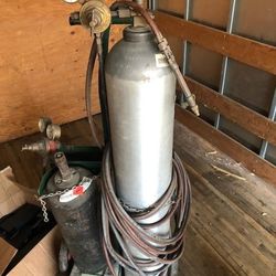 Take Everything For 1 Price. Todo Por Un Precio