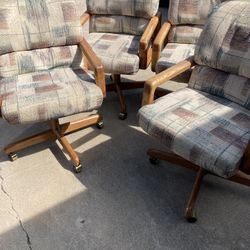 Free 4 Swivel Chairs On The Curb. Dm For Address.