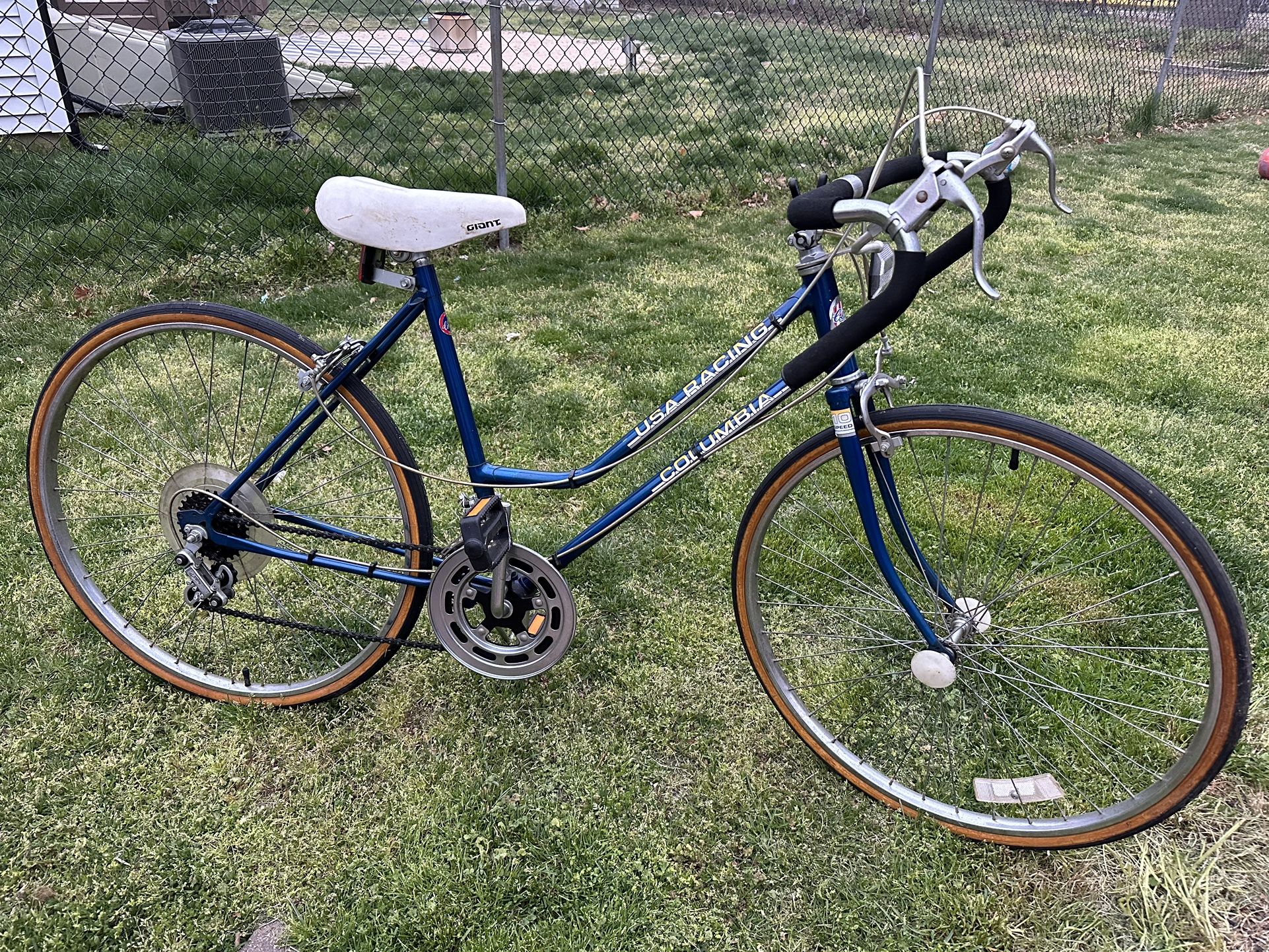 Columbia hotsell road bike