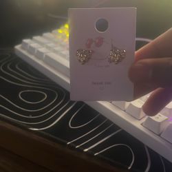 Gold Nugget Woman Stud Earrings 