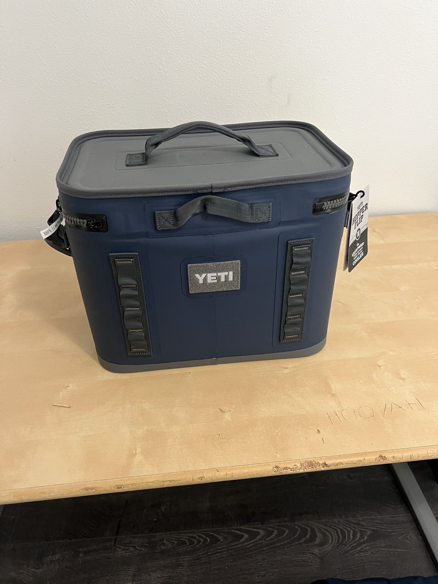 Yeti Cooler Brand New Hopper Flip 18