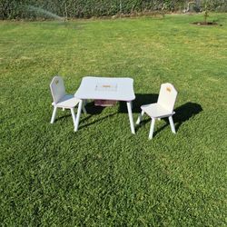 Kids Table