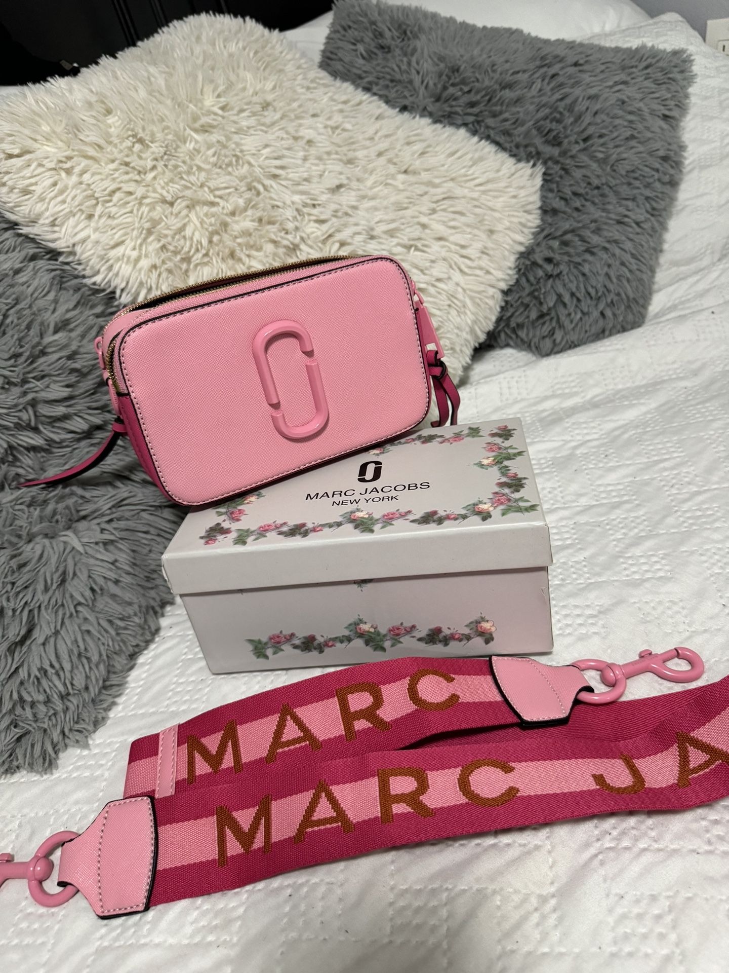 Marc Jacob’s Crossbody Bag