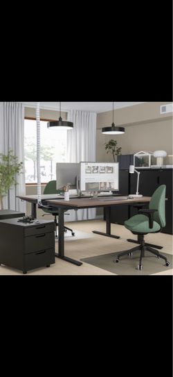 IKEA MITTZON Desk for Sale – $270