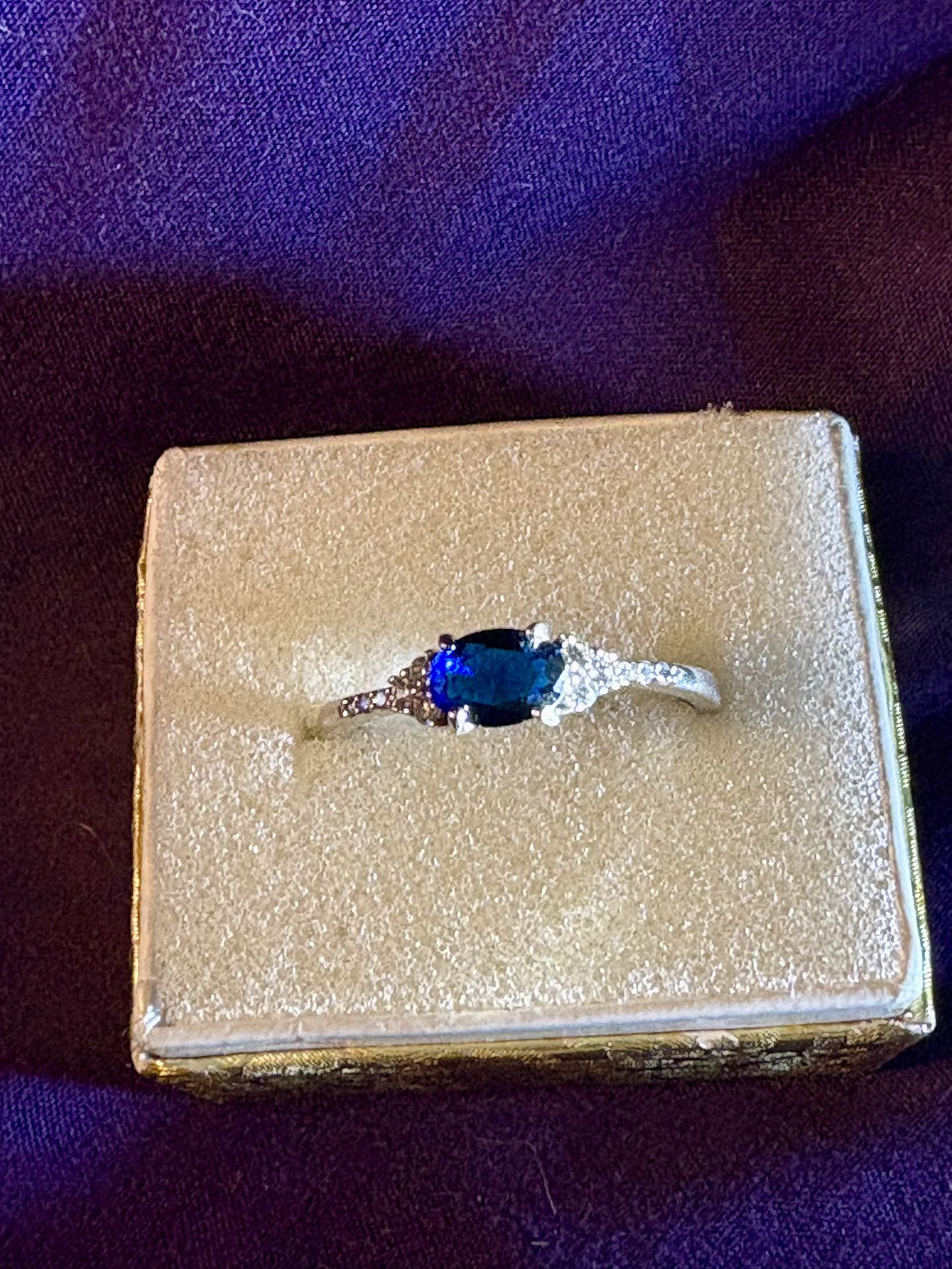Women’s Ring **REDUCED***