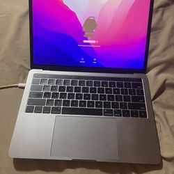 Selling like new💲