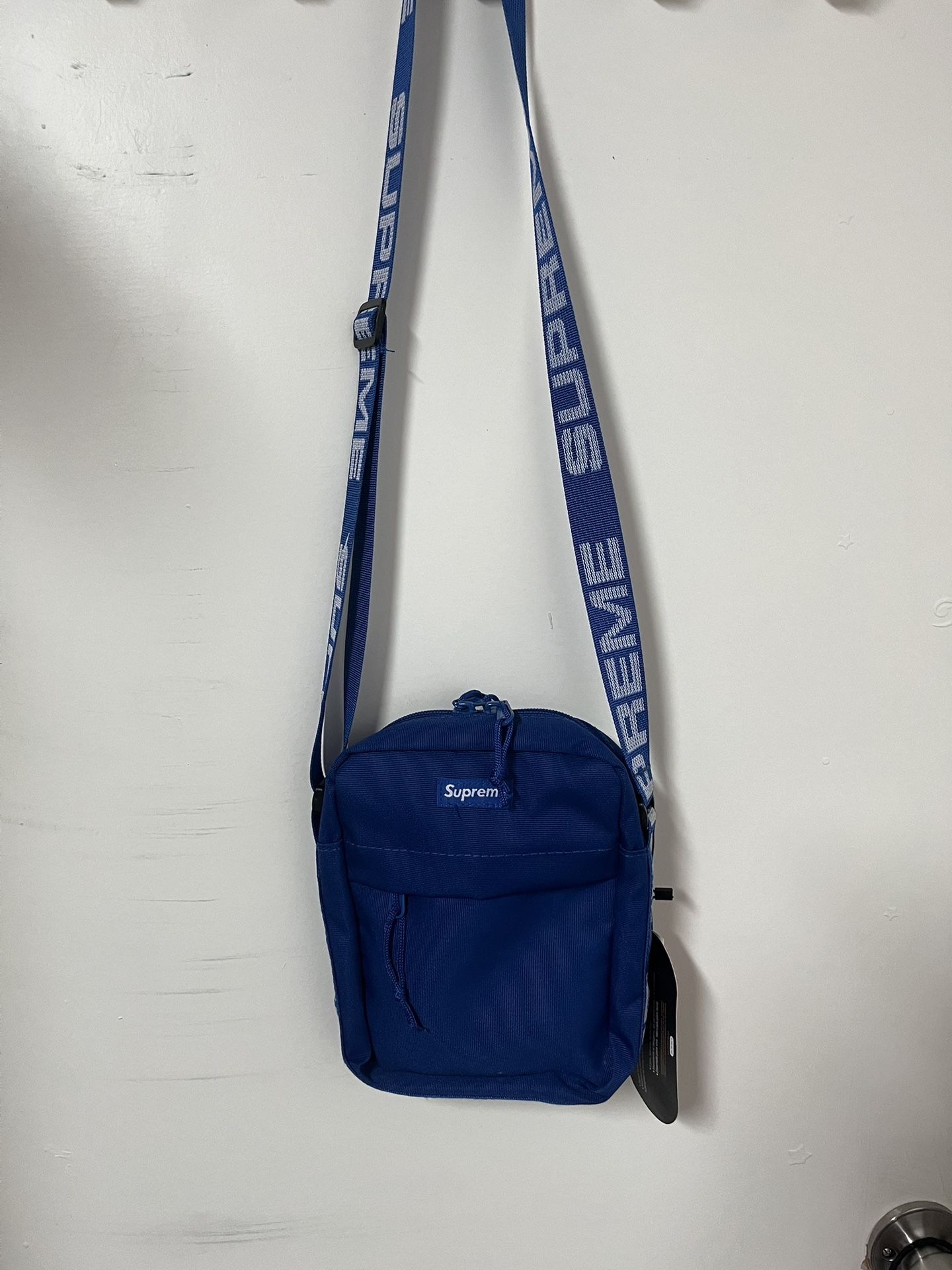Supreme Strap Bag
