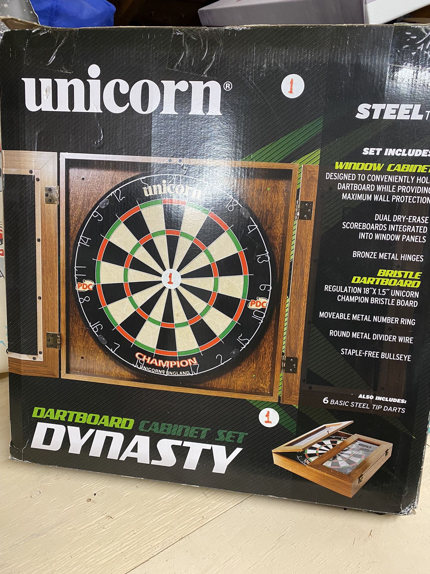 Dynasty Unicorn Dartboard Cabinet Set