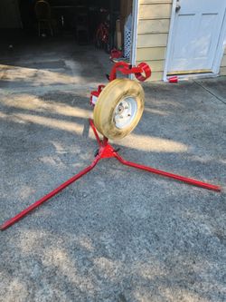Pitching machine