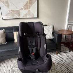 Car/booster Seat 