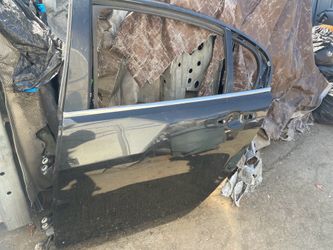 Pontiac G8 rear door
