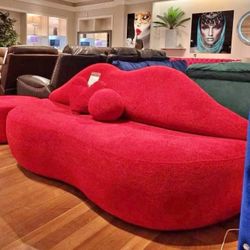 Red Velvet Lip Loveseat. Brand New. 