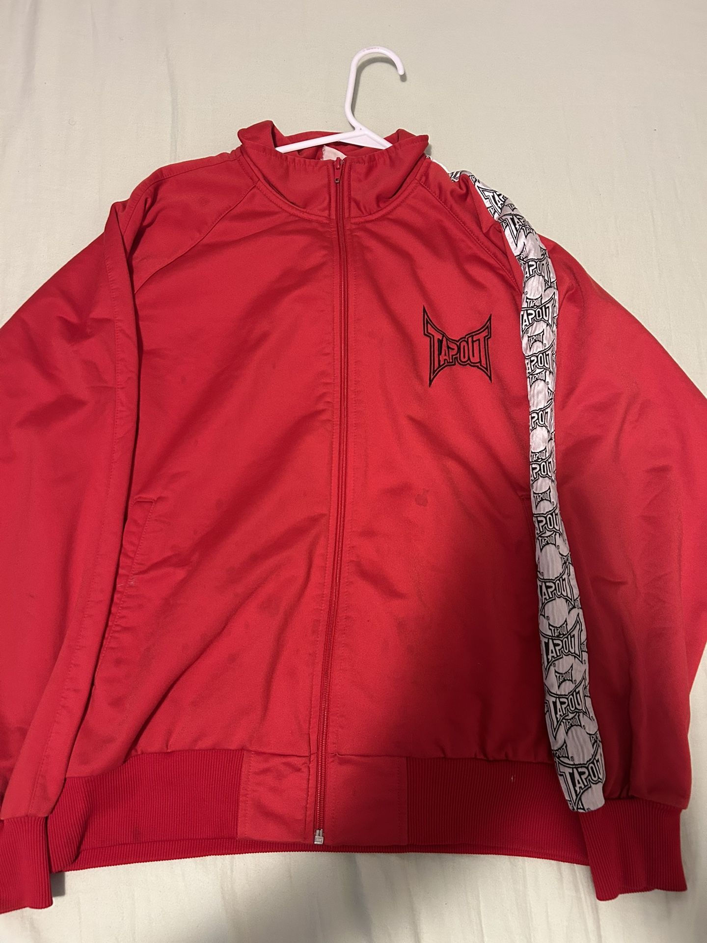 XL TAPOUT