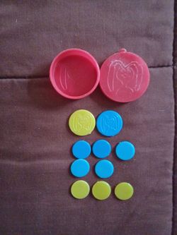 1960's Trix Rabbit Tiddly Winks Mini Game