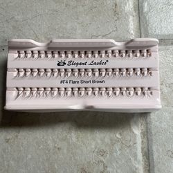 Short Flared Eyelashes