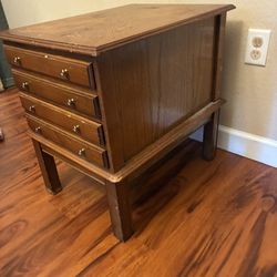 Vintage End Table With Tv Tray Combo