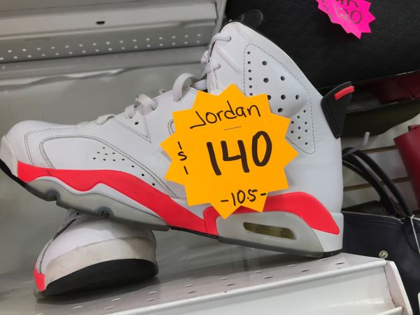stores that sell retro jordans near me