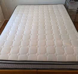 Queen Mattress - Extra Firm 12"