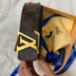 Lv Brown Monogram Belt With Gold Buckle Unisex Size 90/36