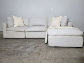 Living Spaces Zone Cream White Modular Sectional