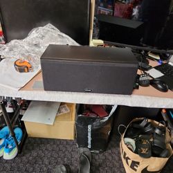 POLK Audio Center Speaker