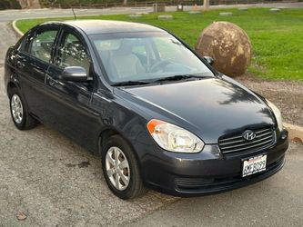 2010 Hyundai Accent