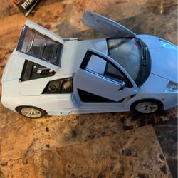 Toy car