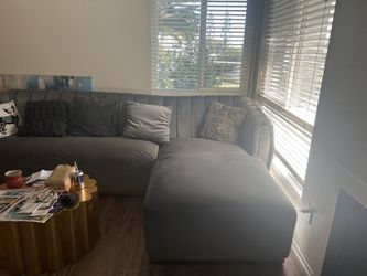 Sectional/couch