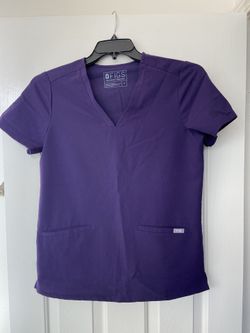 Figs Three Pocket Casma Scrub Top Purple Eggplant Women’s Size Small
