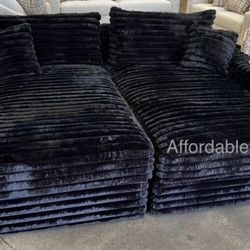 Black Double Chaise Sofa W/ USB Plug Brand New In Box 