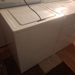 Good Condition Set ! Deliver Ava