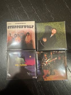 Mini brands Vinyl for trade or Sale (if you need) RARE ACCESSORY MIC