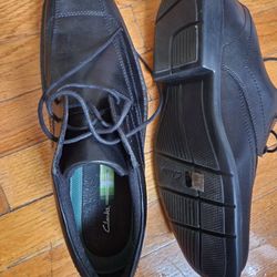 Clarks Soft Light Black Leather  Size 10 