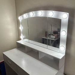 Mirror Dresser