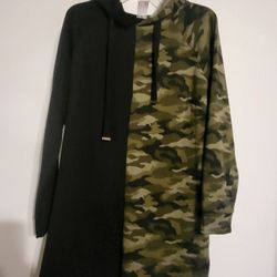 XL Camouflage Dress,half Black/ Half Camouflage  Hooded Dress