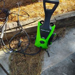 Portland Electric Pressure Washer 1750 PSI