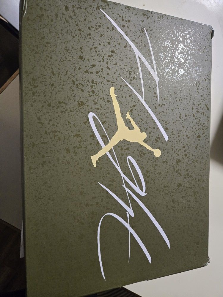Air Jordan 4 Retro SE Craft Size 11