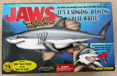 JAWS Animated Singing Fish Novelty Toy XC