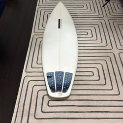 Surfboard Hayden Holly Grail 5.11 PE- 32.3 Lts