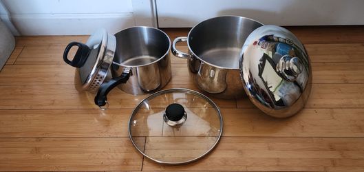 Farberware Stainless saucepan (Lid with  drainage holes on both sides) & Emil's Chef Collection Stainless Pot with 3 Lids (like New)