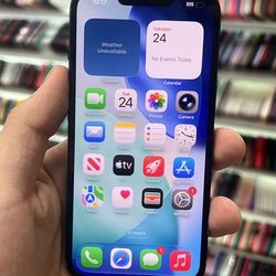 iPhone 13 256Gb *Unlocked* + *With Warranty* + *With Charger*