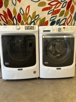 Maytag washer and dryer laundry