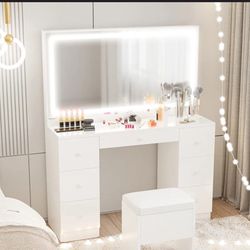Makeup Vanity