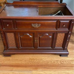  Record Player  Dresser And Radio All That Still Work. 