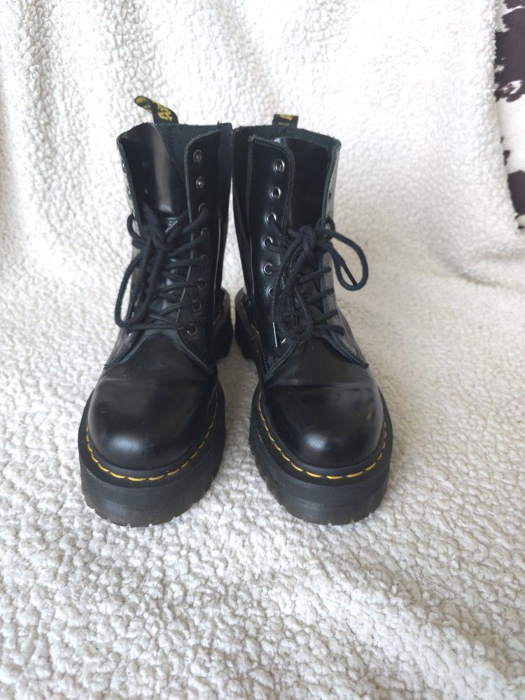 Dr. Martens Jadon Women's Size 8 Platform Boot
