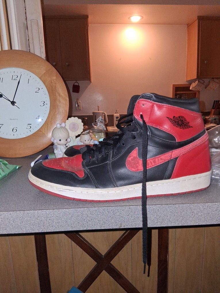 Air Jordan 1 Retro High 'Chicago' 1994