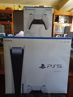 PS5 DISC SYSTEM WITH 2 CONTROLLERS AND GAMES $675 FINAL PRICE READ DESCRIPTION AND SEE ALL PICTURES
