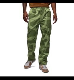 JORDAN ESSENTIALS MEN'S CAMO GRAPHIC   STATEMENTS  PANTS LARGE